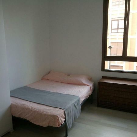 Bilbao Habitaciones Екстериор снимка