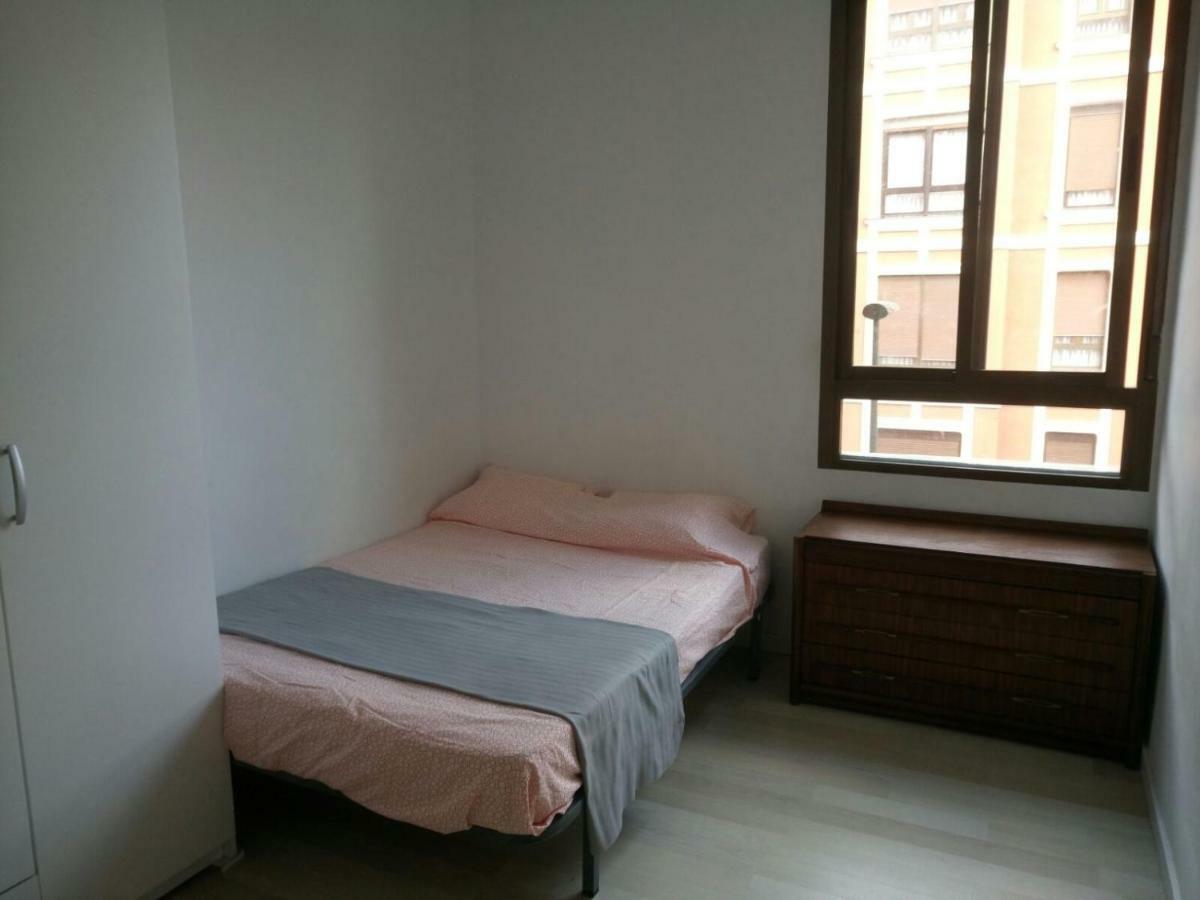 Bilbao Habitaciones Екстериор снимка